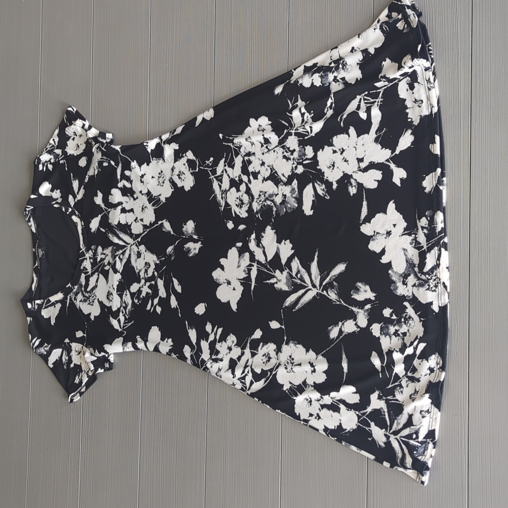 Robert Michaels Women's Black/White Floral Slip Dress Size Small S